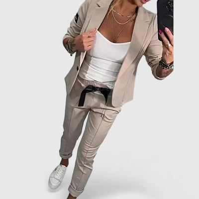 Kina | Tyylikäs Kaksiosainen Setti