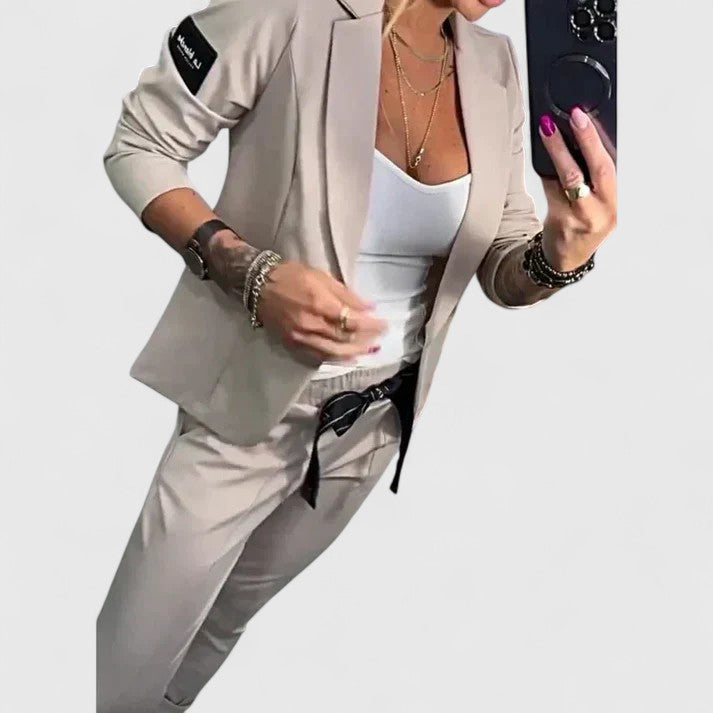 Kina | Tyylikäs Kaksiosainen Setti