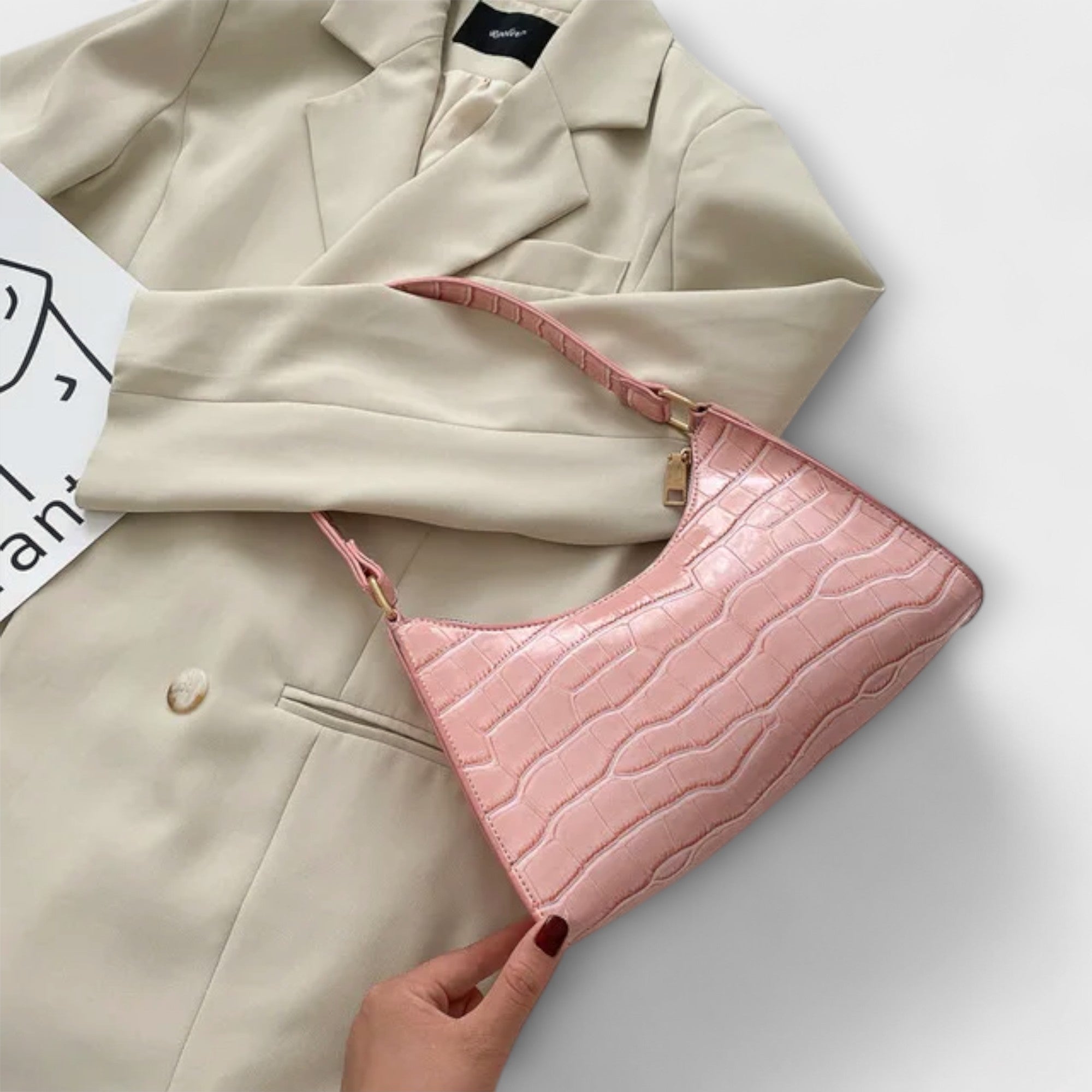 Olivia - Kiiltävä Nahkalaukku