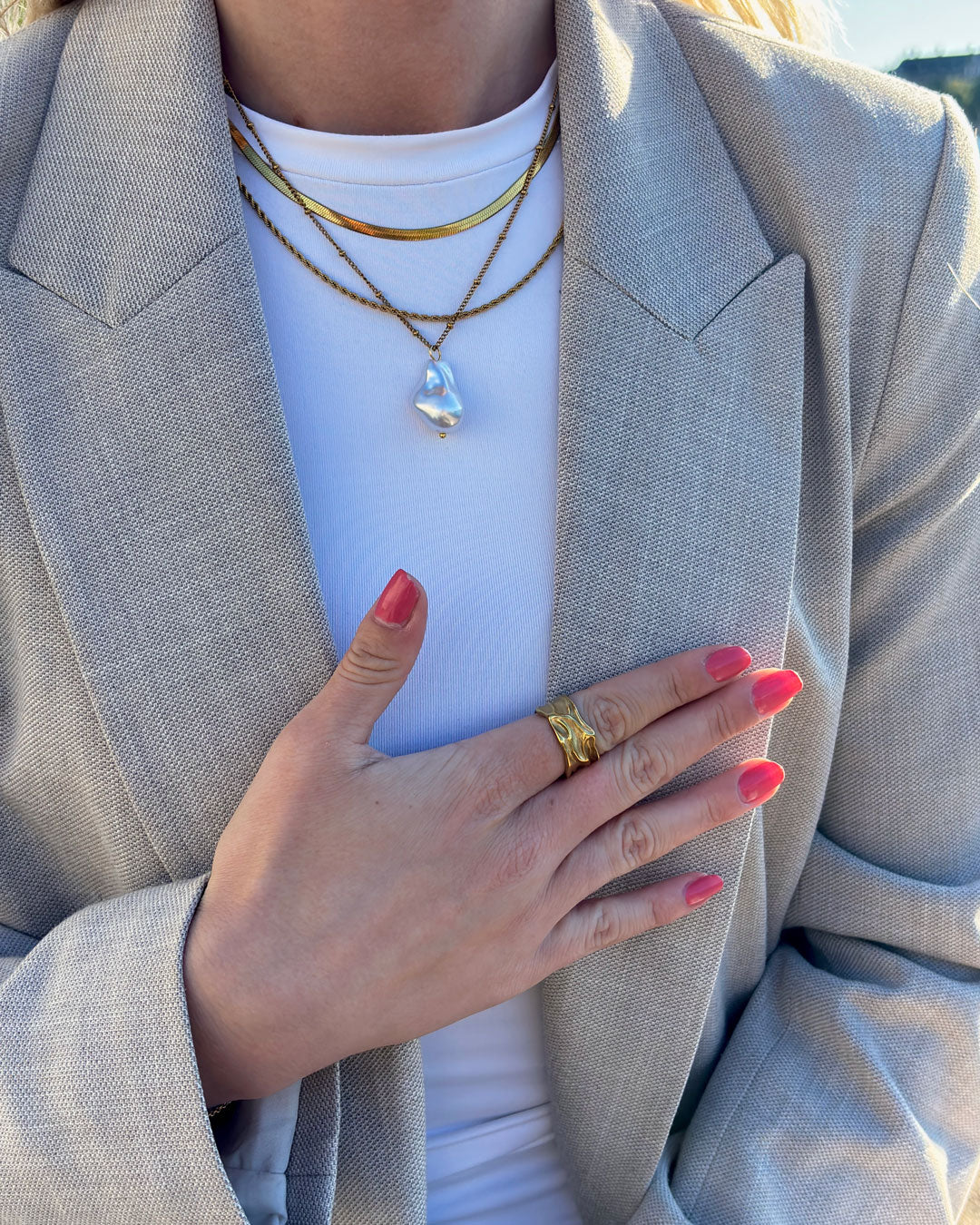 Jaylinette | Iso Sormus 18K Kulta