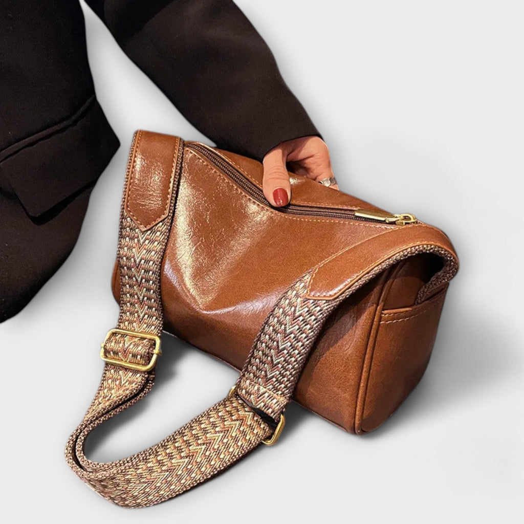 Olivia - Vintage Olkalaukku