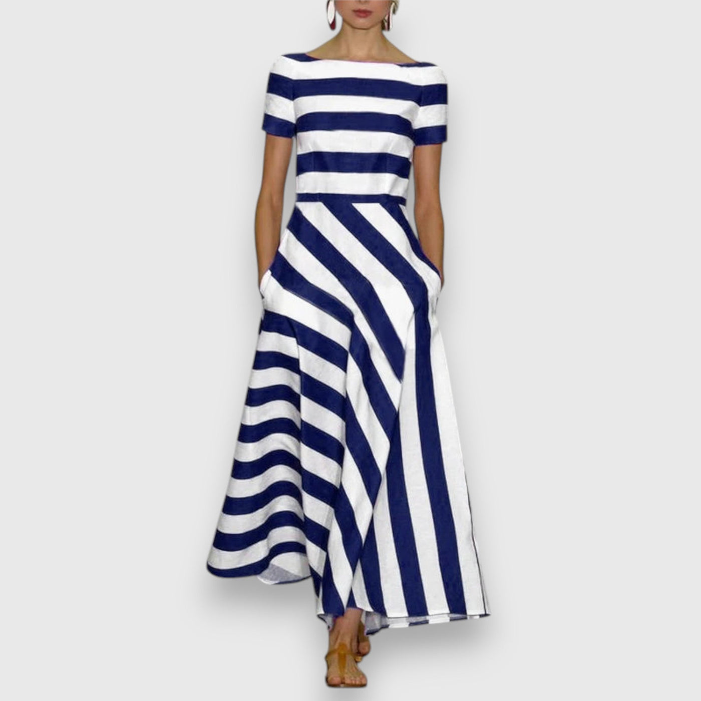 Iselore – Tyylikäs Mekko